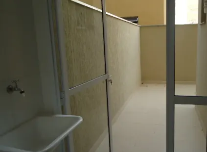 Área externa privativa com piso cerâmico